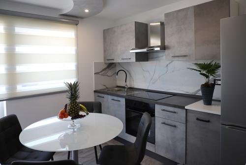 03_la_suite_di_filoga_vieste_cucina